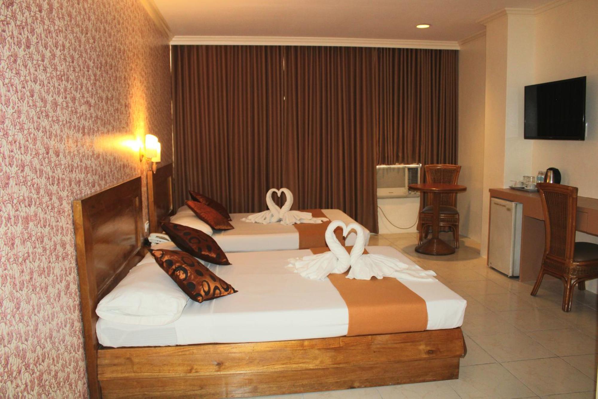 Rosas Garden Hotel Манила Экстерьер фото