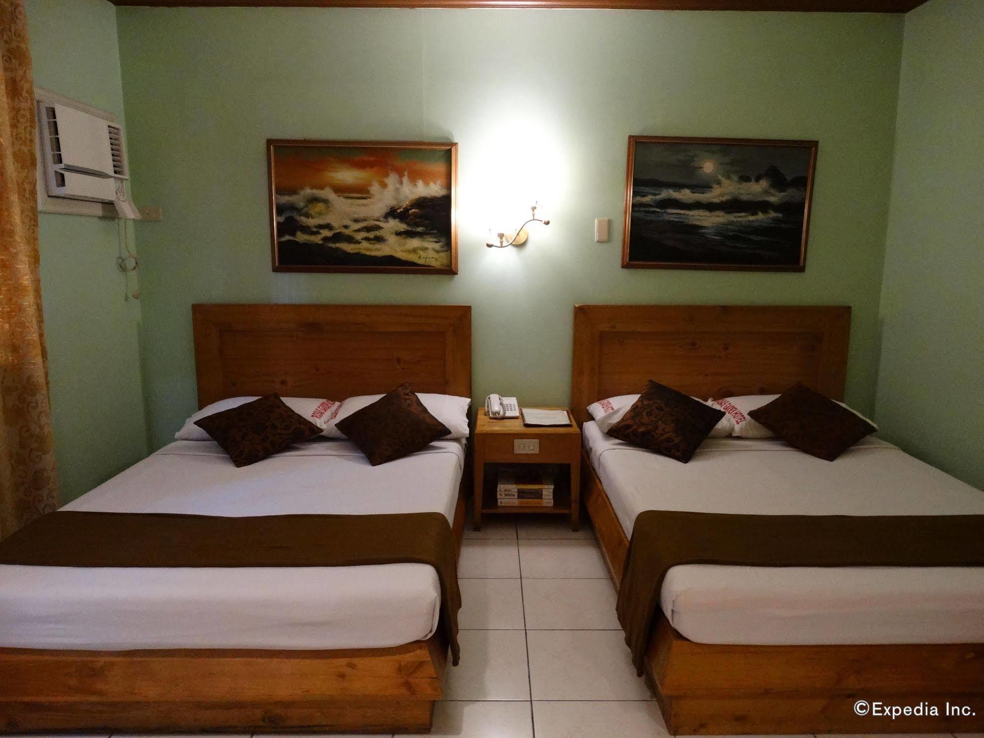 Rosas Garden Hotel Манила Экстерьер фото